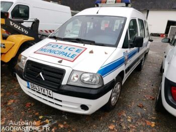 Минибус, Патничко комбе CITROEN Jumpy: слика 1