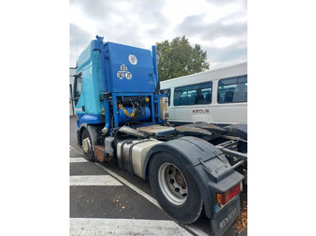 Лизинг на TRACTEUR RENAULT TRUCKS AVEC POMPE DK258VR (vente uniquement export) TRACTEUR RENAULT TRUCKS AVEC POMPE DK258VR (vente uniquement export): слика 2 Лизинг на TRACTEUR RENAULT TRUCKS AVEC POMPE DK258VR (vente uniquement export) TRACTEUR RENAULT TRUCKS AVEC POMPE DK258VR (vente uniquement export): слика 2