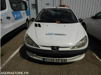 Автомобил PEUGEOT