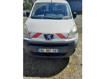 Лизинг на  PEUGEOT Partner - 242795km - 2010 PEUGEOT Partner - 242795km - 2010: слика 1