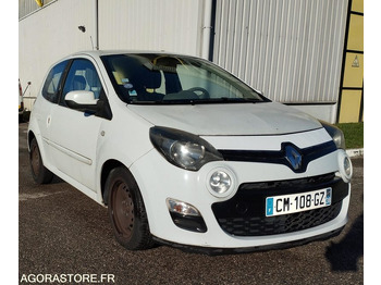 Автомобил RENAULT