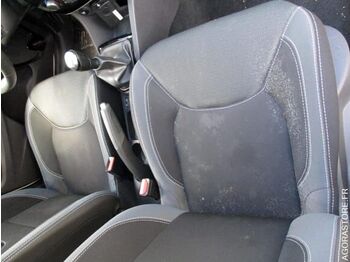 Хечбек Renault CLIO: слика 4 Хечбек Renault CLIO: слика 4