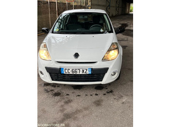 Автомобил RENAULT