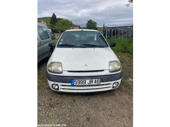 Автомобил RENAULT