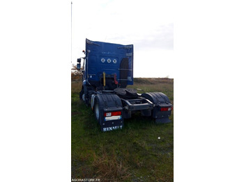 Камион RENAULT