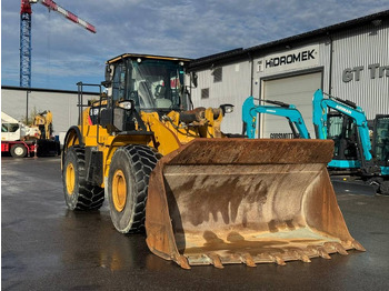 Натоварувач на тркала CATERPILLAR 966M