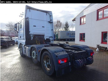 Камион влекач MAN TGX 26.580 6x2/4 BLS 6x2/4 Vorlaufachse: слика 3