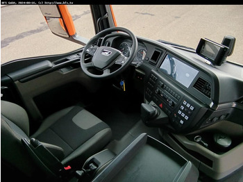 Вакуумски камион MAN TGS (TG3) 35.510 8x4-4 BL CH Canalmaster F 135 E: слика 4