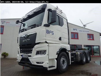Камион влекач MAN TGX