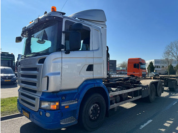 Камион со кука за подигање SCANIA R 400