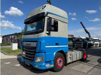 Камион влекач DAF XF 440