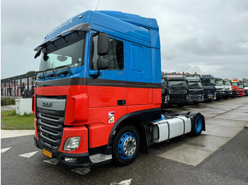 Камион влекач DAF XF 440