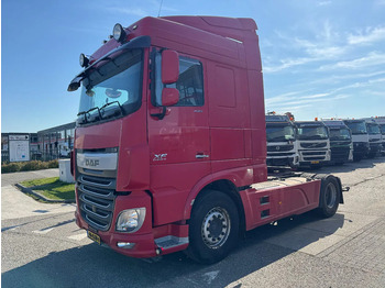 Камион влекач DAF XF 440