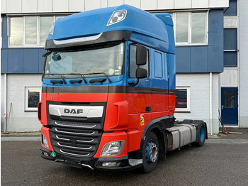 Камион влекач DAF XF 450