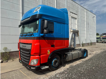 Камион влекач DAF XF 450