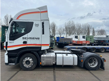 Камион влекач IVECO Stralis 460
