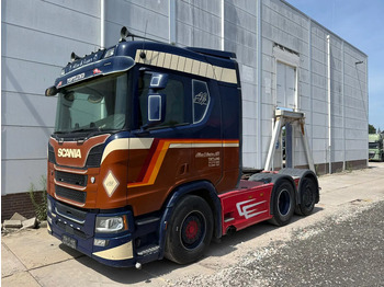 Камион влекач SCANIA R 500