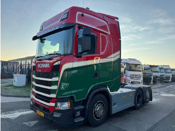 Камион влекач SCANIA S 500
