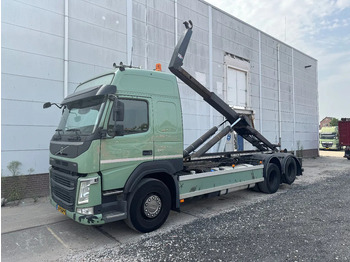 Камион со кука за подигање VOLVO FM 410