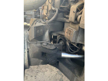 Зглобен истоварувач KOMATSU HM 400-1: слика 3