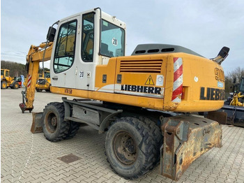 Багер на тркала LIEBHERR A 900