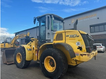 Натоварувач на тркала NEW HOLLAND