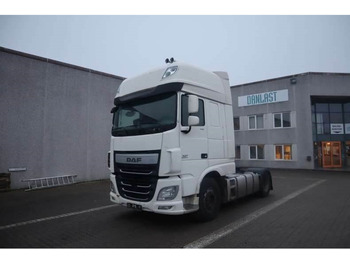Камион влекач DAF XF 460