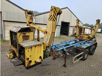 Транспортер на контејнер/ Полуприколка со променливо тело HAMMAR