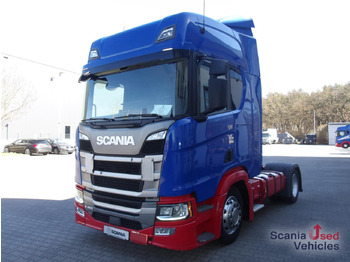Камион влекач SCANIA R 450