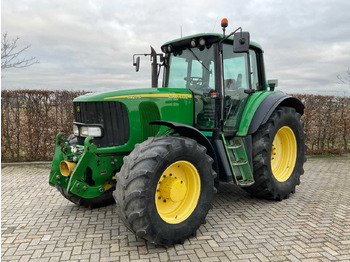 Трактор JOHN DEERE 6920
