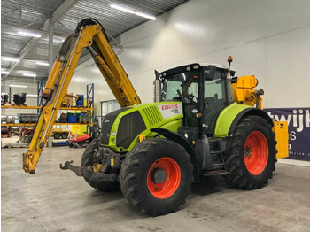 Трактор CLAAS Axion 820