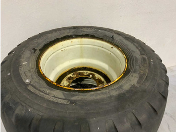 Трактор CEAT FLOTATION T422 - 600/55R22.5 TIPPER TIRE (2X): слика 4