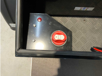 Друга машина Viplex tekstkar P8 ledscherm op aanhangwagen: слика 5