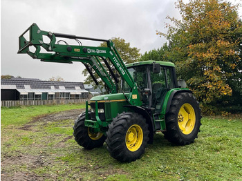 Трактор JOHN DEERE 6400