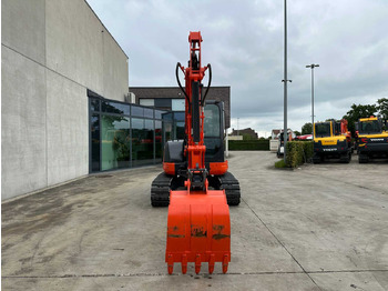 Багер гасеничар Kubota KX155-3SZ: слика 2
