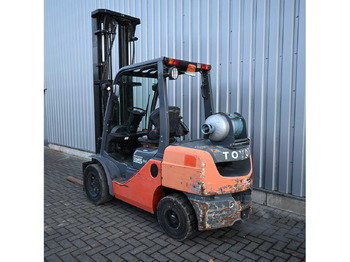Вилушкар TOYOTA - 2008 - 02-8FGJF35 - FORKLIFT TRUCK: слика 3 Вилушкар TOYOTA - 2008 - 02-8FGJF35 - FORKLIFT TRUCK: слика 3