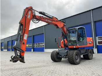 Багер на тркала TEREX