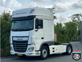 Камион влекач DAF XF 460