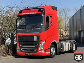 Камион влекач VOLVO FH 420