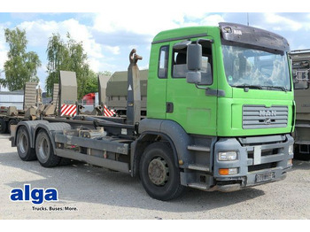 Камион со кука за подигање MAN TGA 26.390