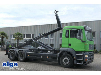 Камион со кука за подигање MAN TGA 26.390