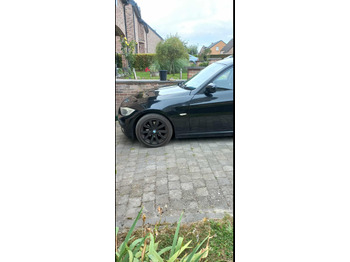 Автомобил BMW