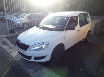 Автомобил ŠKODA