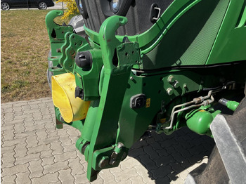Лизинг на John Deere 6215R John Deere 6215R: слика 4
