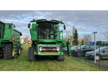 Комбајн John Deere S680: слика 2 Комбајн John Deere S680: слика 2