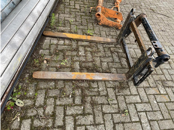 Преден утоварувач за трактор MANITOU