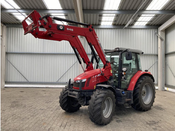 Трактор MASSEY FERGUSON 5611