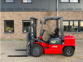 Дизел вилушкар JAC