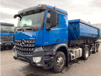 Камион влекач MERCEDES-BENZ Arocs 1845