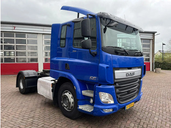 Камион влекач DAF CF 400